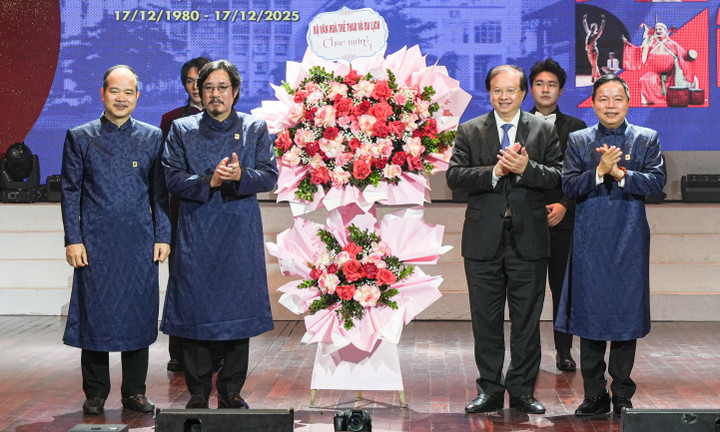 Từ những lớp học đơn sơ đến 45 năm khẳng định vị thế đào tạo nghệ thuật