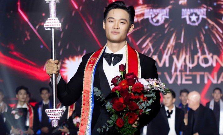 Điều ít biết về chàng trai quê Phú Thọ vừa đăng quang Manhunt Vietnam 2025