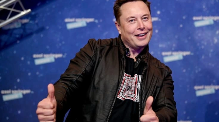 Elon Musk trở thành người đầu tiên trên thế giới có hơn 700 tỷ USD