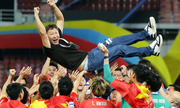 Không có HCV SEA Games, HLV Kim Sang-sik được tặng quà giá nửa tỷ đồng