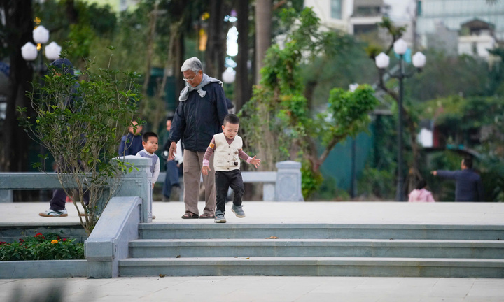 Sau 20 năm mong đợi, công viên ở Hà Nội ‘thay da đổi thịt’ chỉ trong 2 tháng