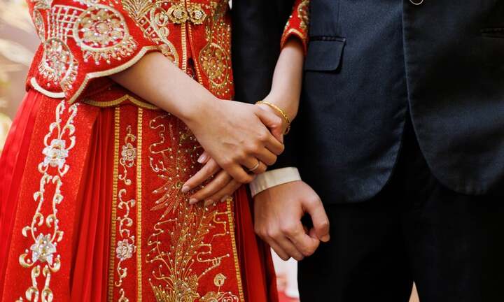 Hương ước lạ đời ở ngôi làng Trung Quốc: Kết hôn ngoại tỉnh bị phạt nặng