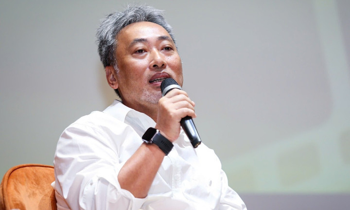 Đạo diễn Nguyễn Quang Dũng lên tiếng sau ồn ào tuyển trợ lý không lương