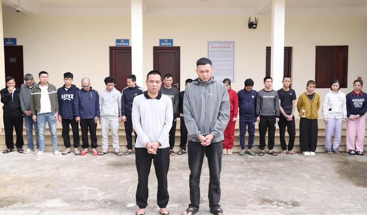 Phá đường dây lừa đảo 120 tỷ đồng xuyên quốc gia, bắt giữ 22 người