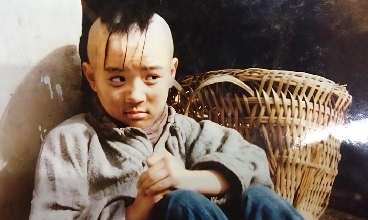 'Cậu bé Tam Mao' kinh điển của màn ảnh: Hào quang lụi tàn, giờ chật vật mưu sinh