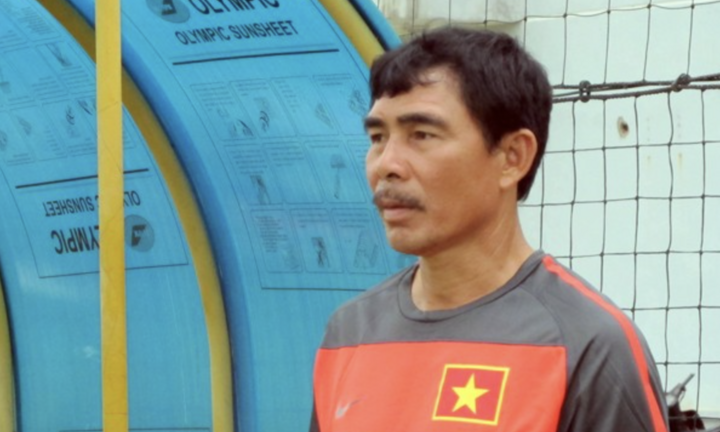 Cựu HLV U16 Việt Nam 'xâm phạm thân thể' trọng tài, VFF phạt nặng