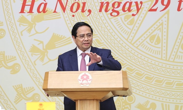 Thủ tướng đề nghị kiểm soát dòng tiền đi vào các động lực tăng trưởng