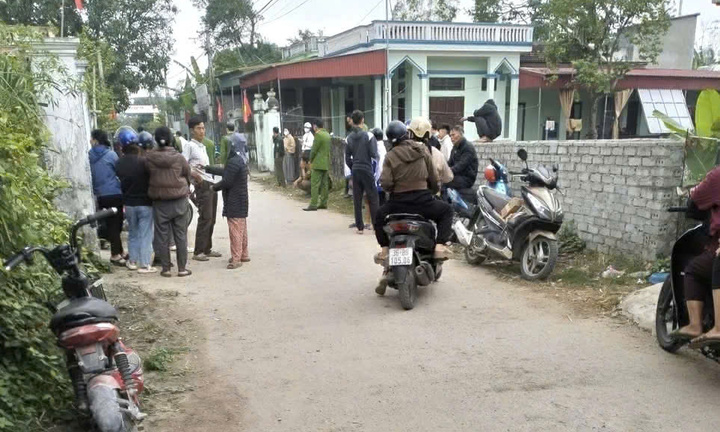 Chồng chém chết vợ rồi nhảy lầu tự tử ở Thanh Hóa