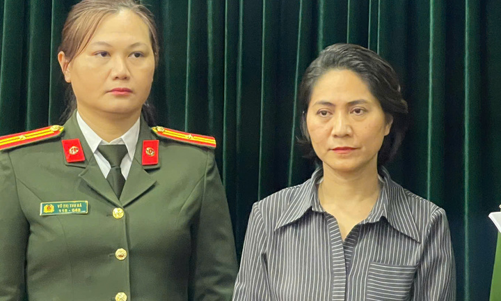 Giám đốc công ty tổ chức 'Về đây bốn cánh chim trời' bị khởi tố tội danh gì?