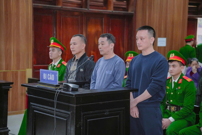 Tách hồ sơ vụ chạy giảm án, làm rõ trách nhiệm cán bộ Viện KSND Nghệ An