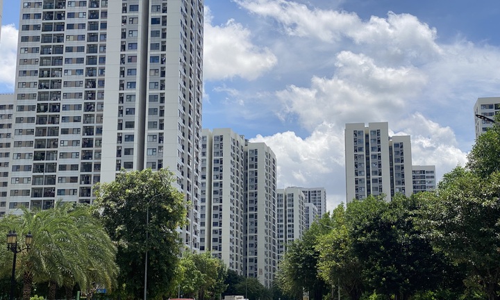 Nhìn lại bức tranh bất động sản TP.HCM năm 2025