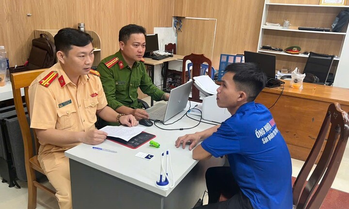 Tài xế xe tải cầm hung khí đe dọa tài xế xe buýt ở Đà Nẵng