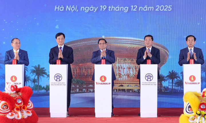 Thủ tướng yêu cầu đẩy nhanh tiến độ các dự án chào mừng Đại hội XIV của Đảng