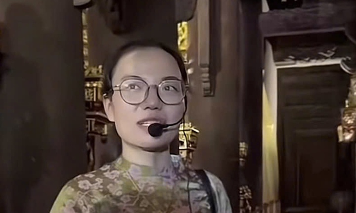 Đình chỉ nữ hướng dẫn viên thuyết minh sai tại di tích Lam Kinh