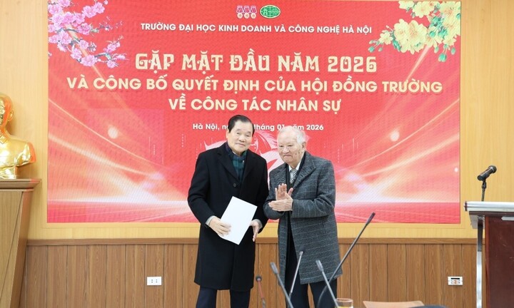 Trường ĐH Kinh doanh và Công nghệ Hà Nội có tân Phó Hiệu trưởng phụ trách