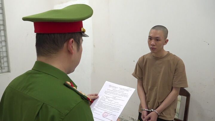 Lừa bán đồng phục cho sinh viên, kẻ giả danh giảng viên chiếm đoạt hơn 700 triệu