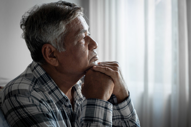 Chia hết gia sản, tôi thành ông già cô độc, 2 năm không thấy các con về thăm