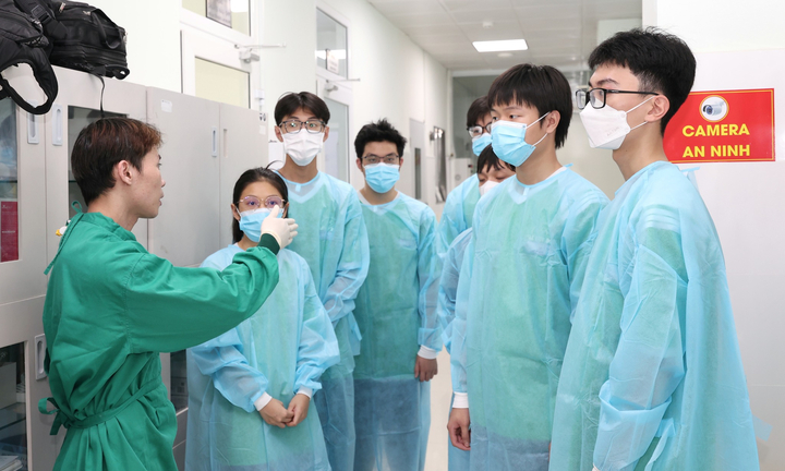 Mức học phí các trường đào tạo Y khoa tại TP.HCM ra sao?