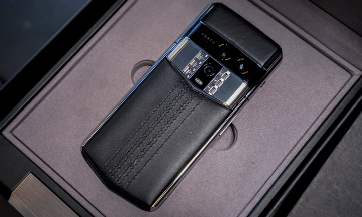 Quà Tết phân khúc cao cấp: Cân bằng giữa thủ công xa xỉ và hiệu suất