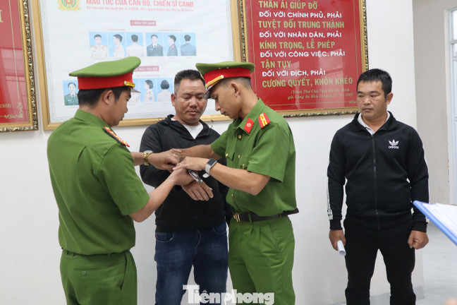 Khởi tố vụ án, bắt giam 3 bị can vụ 'bị đánh thân tàn ma dại, thương tích 0%'