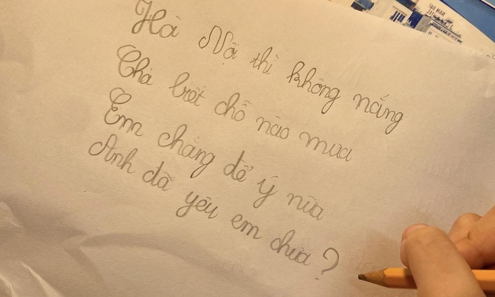 Bài thơ 'về thời tiết' của học sinh lớp 2 gây sốt vì giống hệt lời tỏ tình