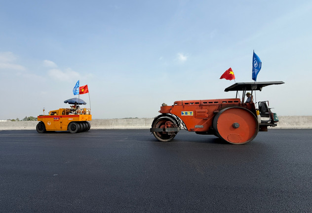 Tăng tốc thi công gần 15km Vành đai 3 trên cao xuyên đô thị TP.HCM