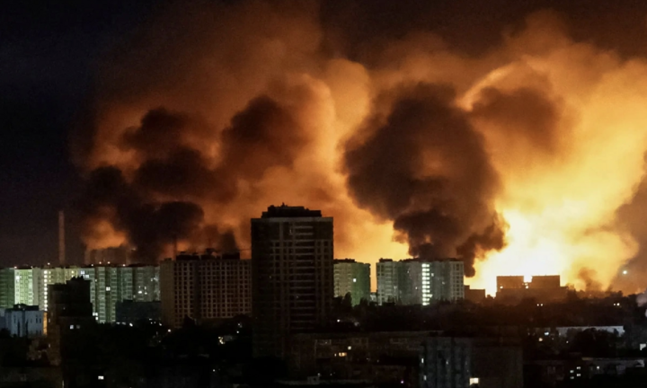 Reuters: Nga tập kích tên lửa dữ dội nhất trong năm vào Ukraine