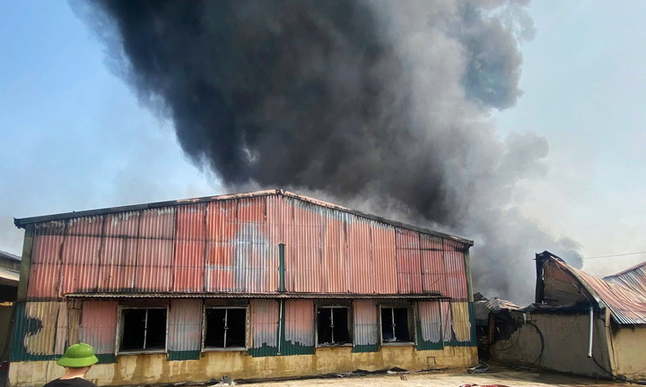 Cháy xưởng lao động dạy nghề trong Trại giam Quảng Ninh