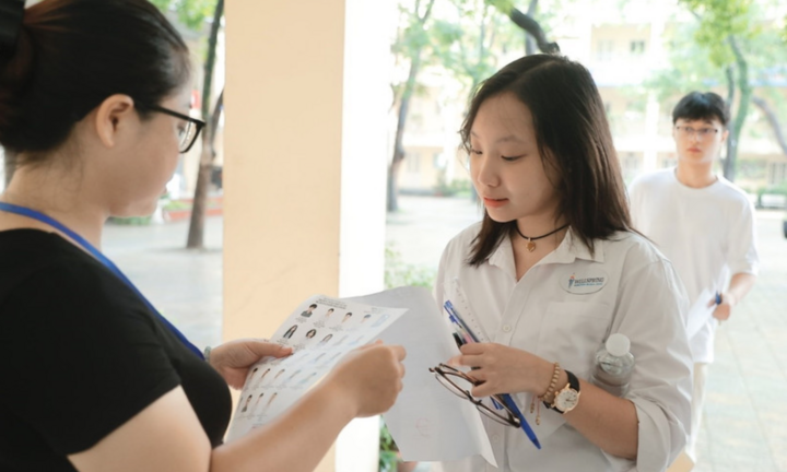 Trường đại học đầu tiên bỏ quy đổi IELTS