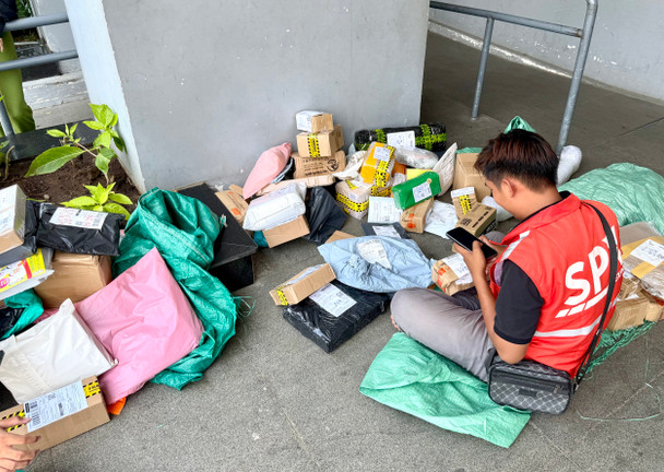 Mua sắm Tết trên sàn thương mại điện tử bùng nổ, cạnh tranh khốc liệt