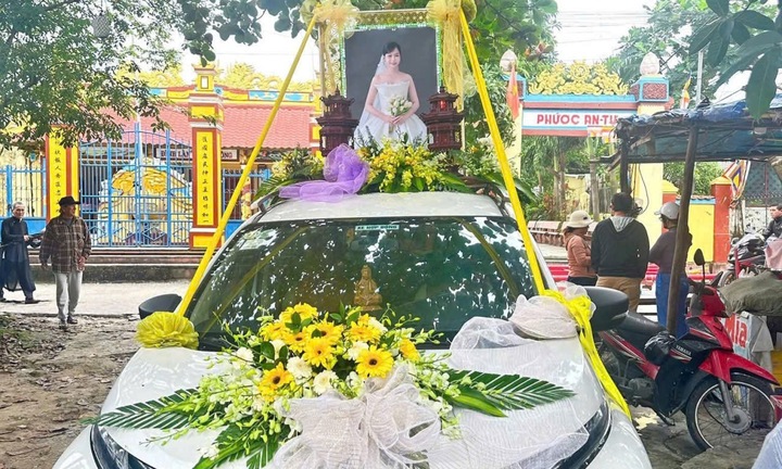 Cô dâu ở Huế qua đời trước ngày cưới, chú rể làm hành động rơi nước mắt