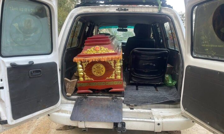 Vận chuyển 2 thi thể giá 119 triệu, HTX tang lễ ở Quảng Ninh giải trình thế nào?