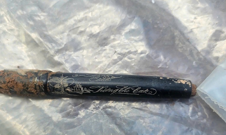 Phát hiện 4 hài cốt liệt sỹ, có di vật bút máy khắc tên ‘Vương Chí Cao’