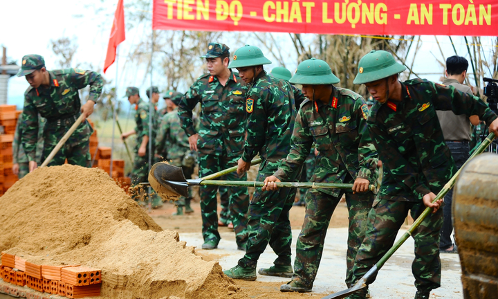 Quân đội, công an sử dụng mọi lực lượng, phương tiện hoàn thành 'Chiến dịch Quang Trung'