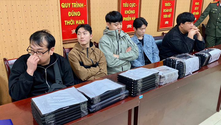 Nhóm người nước ngoài thuê biệt thự ở Hà Nội để lừa đảo qua mạng