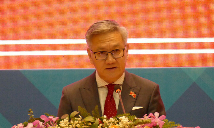 Lào tin tưởng những định hướng đúng đắn đưa Việt Nam phát triển nhanh hơn nữa