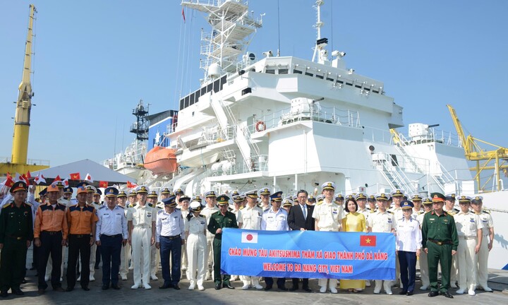 Tàu tuần tra Lực lượng Bảo vệ bờ biển Nhật Bản thăm Đà Nẵng 