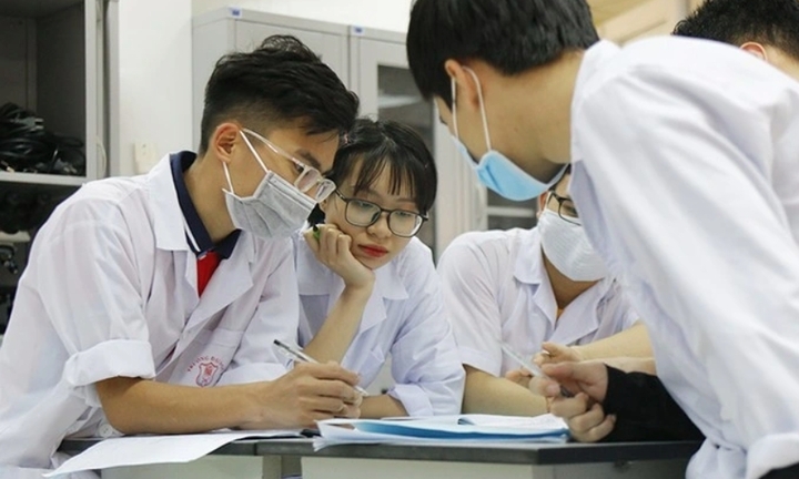 Kiến nghị công nhận giảng viên là bác sĩ nội trú tương đương tiến sĩ