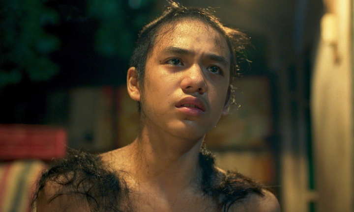 Diễn viên nhí đóng vai chính trong phim Việt đang dẫn đầu phòng vé là ai?