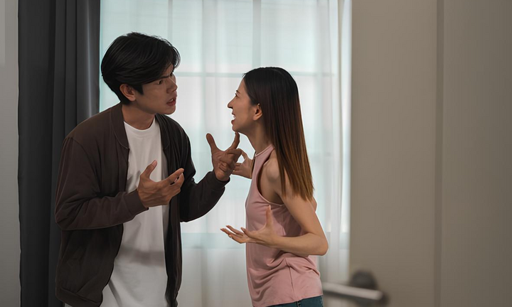 Cả năm nhà ngoại không giúp gì, vợ vẫn bắt biếu Tết nội ngoại bằng nhau 