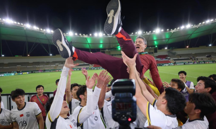 Thay đổi bất ngờ để thắng U23 Việt Nam, HLV Trung Quốc được khen cao tay