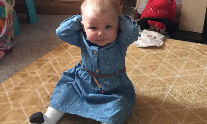 Nuốt viên pin cúc áo, bé gái 2 tuổi thủng động mạch chủ, chết thương tâm