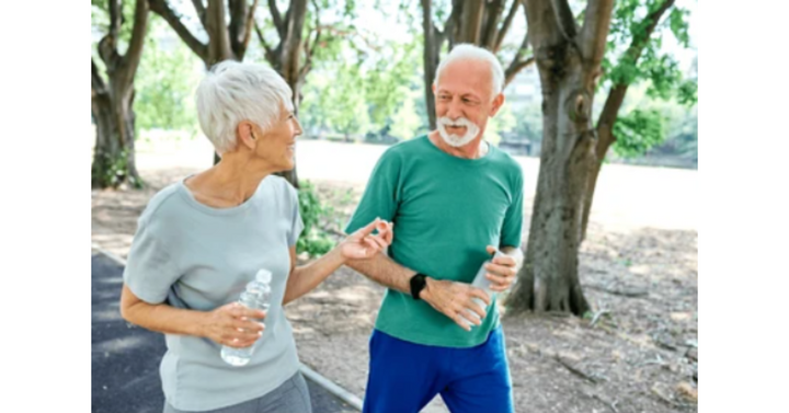 Lợi ích của việc đi bộ buổi sáng sớm với người huyết áp cao