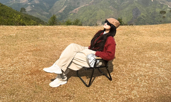 Mùa cỏ cháy nhuộm vàng thảo nguyên Tà Xùa