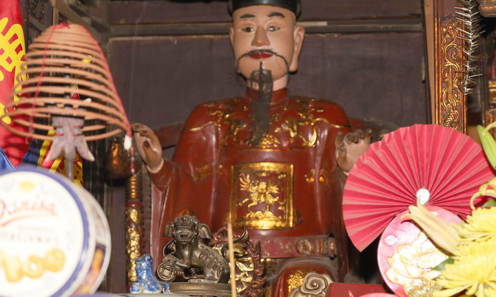 Chiêm ngưỡng những pho tượng cổ độc đáo trong đền thờ danh tướng Yết Kiêu