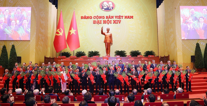 Đại hội XIV tri ân các Ủy viên Trung ương Đảng khóa XIII không tái cử 