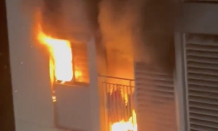 Cháy căn hộ chung cư tại TP.HCM, 3 mẹ con nguy kịch