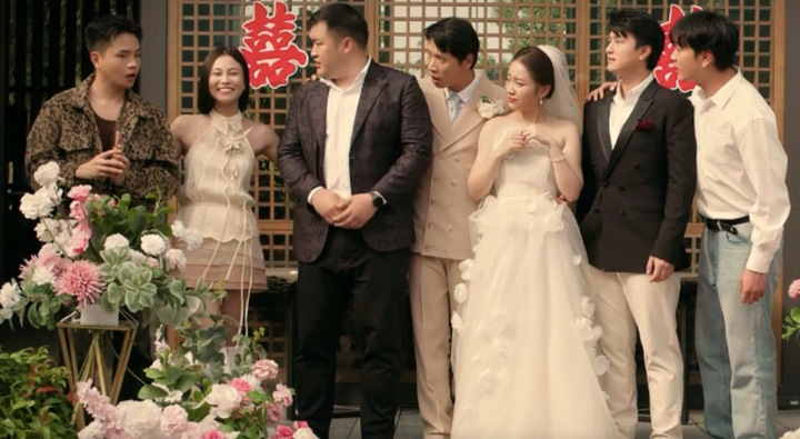 Khán giả bàn luận về cái kết mở của phim 'Cách em 1 milimet'