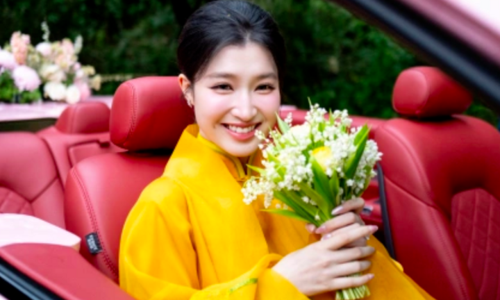 Nhan sắc Phương Nhi gây sốt 