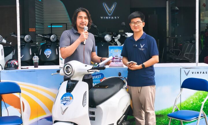 Chủ chuỗi 16 showroom xe máy điện nhận về doanh thu khủng 500 tỷ đồng/năm